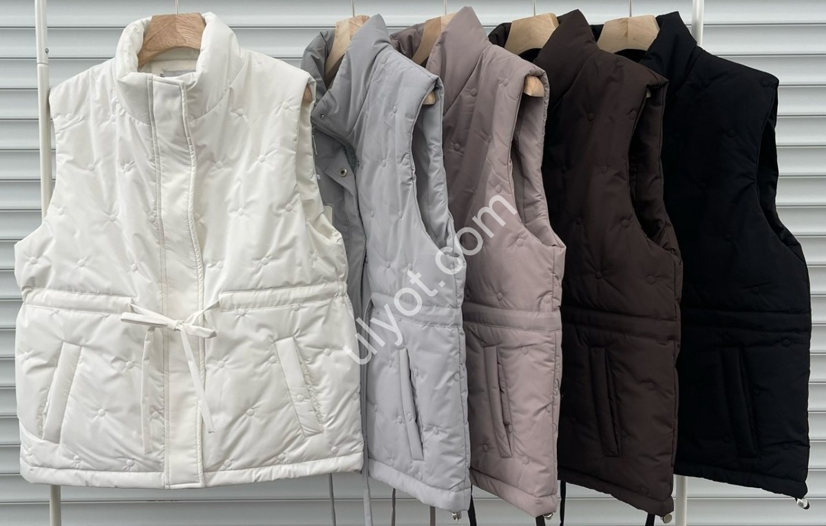 ЖИЛЕТКА (M-2XL) ЧЕРНЫЙ 1017