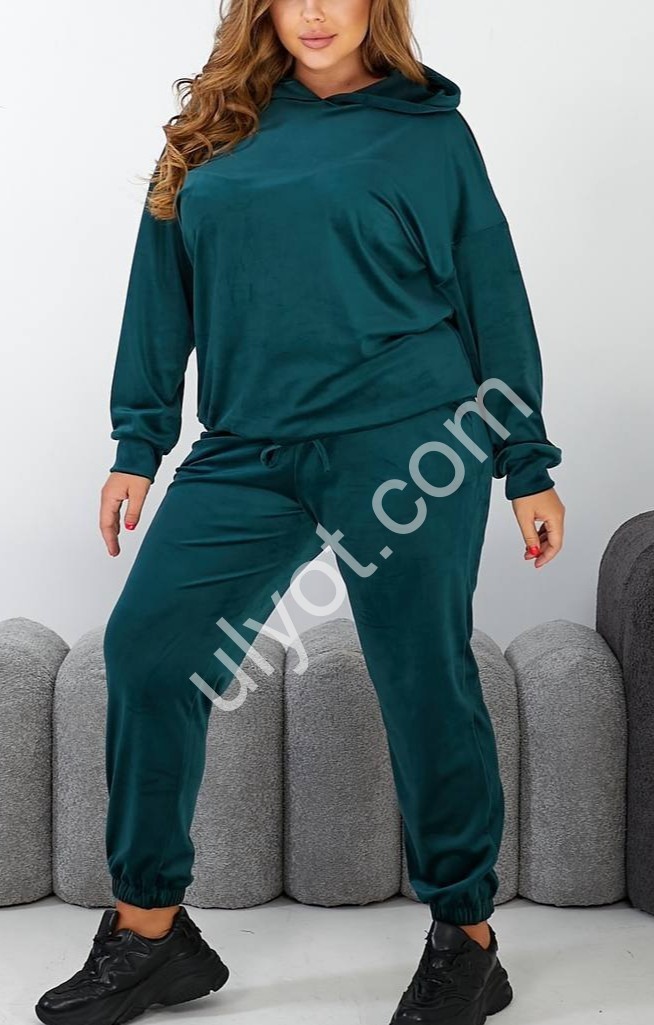 СПОРТ.КОСТЮМ (50-56) ИЗУМРУД 8