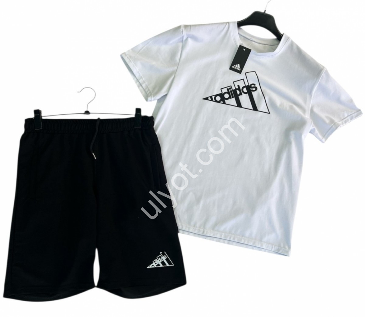 КОСТЮМ A01 (46-54) БІЛИЙ+ЧОРНИЙ НАПИС