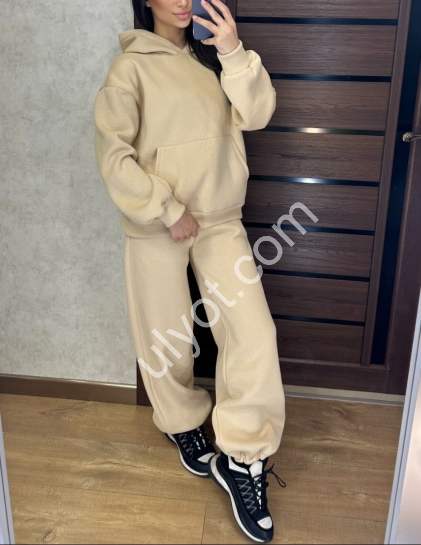 КОСТЮМ (42-50) СВ.БЕЖ 048