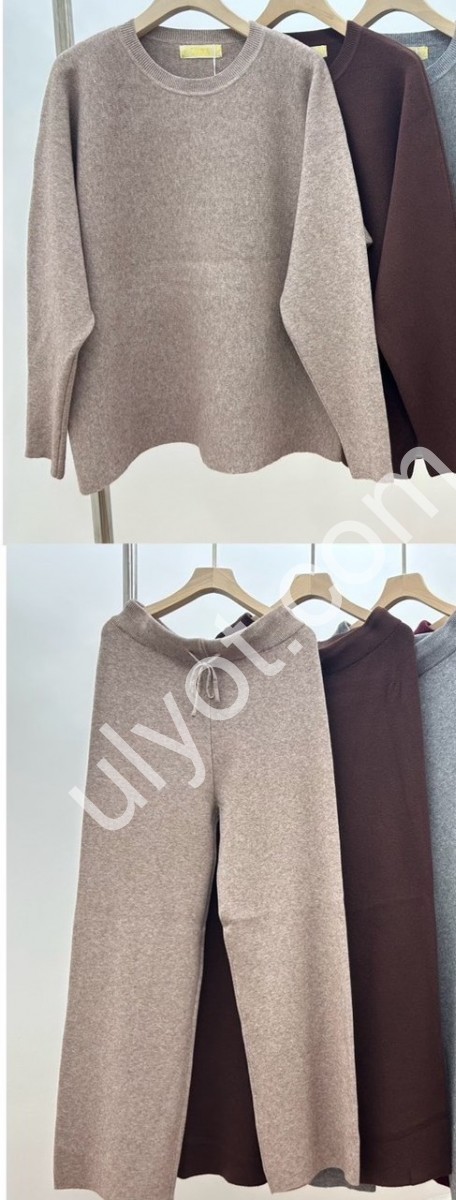 КОСТЮМ (ONE SIZE 48-52) МІКС 2578