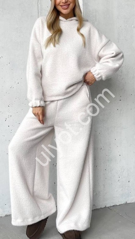 КОСТЮМ (42-48) АЛЬПАКА БІЛИЙ 3122