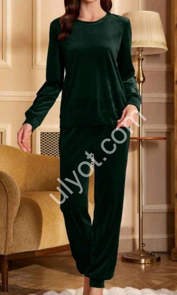 КОСТЮМ (42-52) МАНЖЕТ ИЗУМРУД 2527