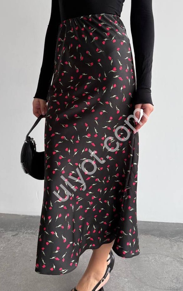 ЮБКА (42-46) ЦВЕТЫ ЧЕРНЫЙ 8067