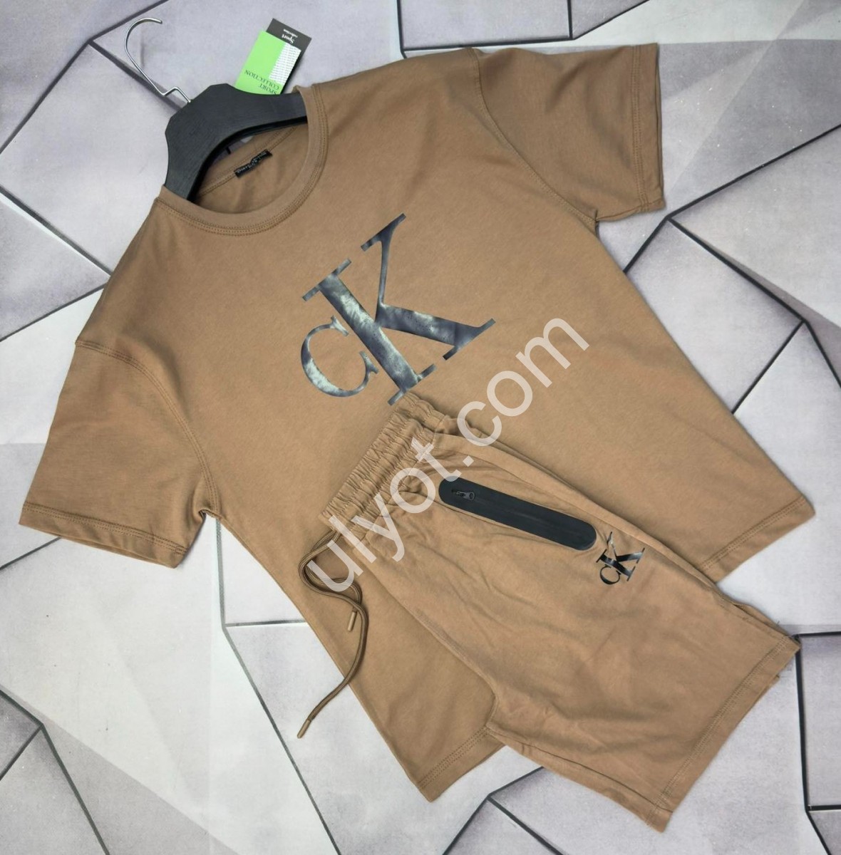 КОСТЮМ C22 (S-2XL) КЭМЕЛ 