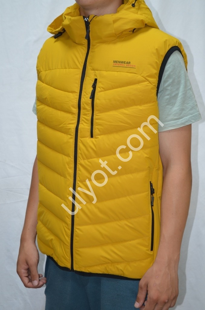 ЖИЛЕТКА MENWEAR (M-3XL) ЖОВТИЙ D-117