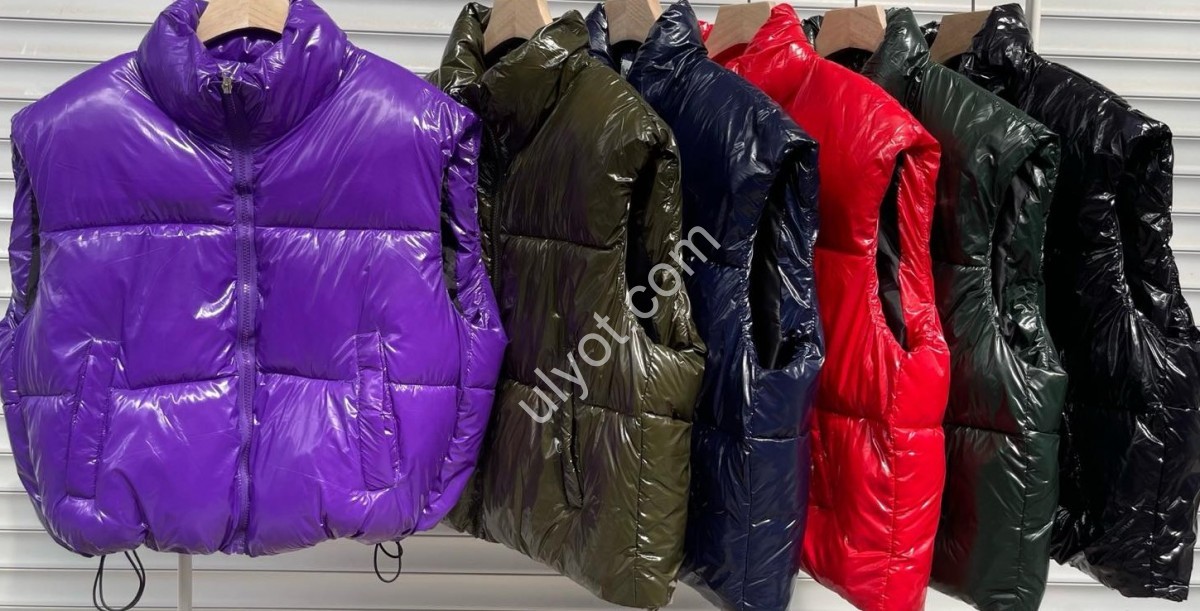 ЖИЛЕТКА (M-2XL) КРАСНЫЙ 25702