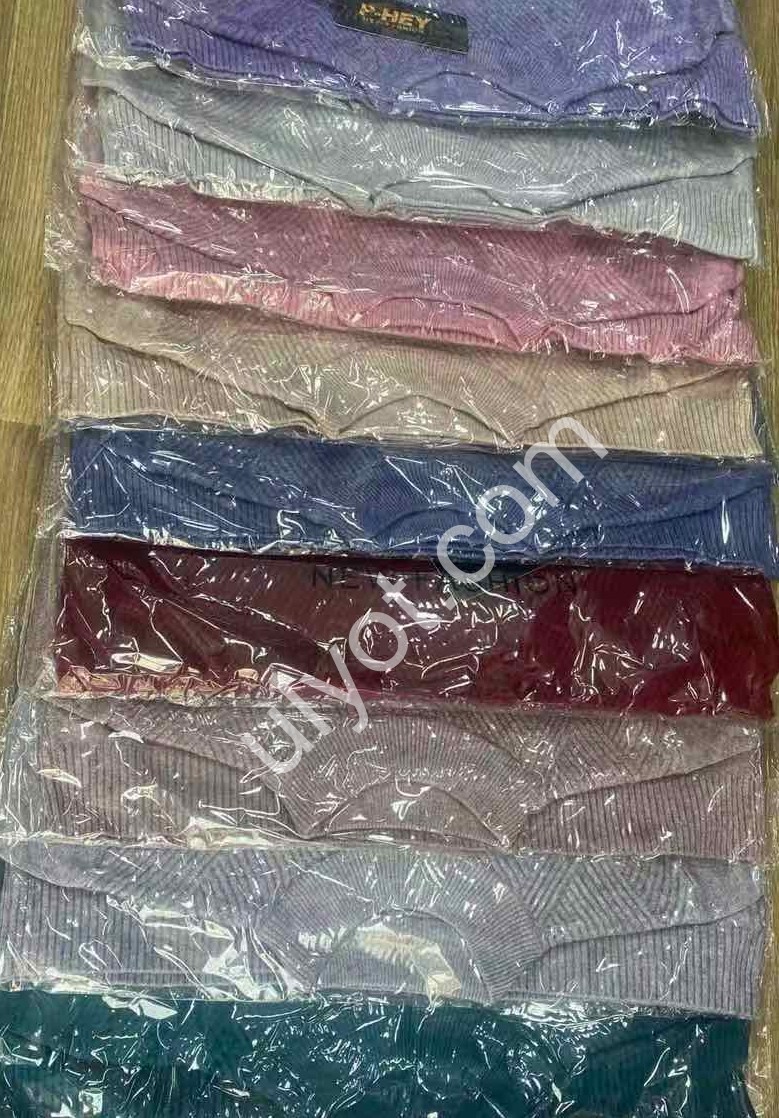 СВІТЕР (ONE SIZE 52-54) МІКС AF-938