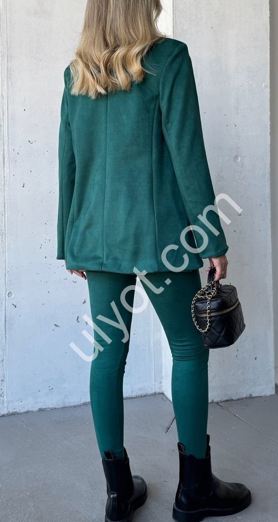 КОСТЮМ (42-48) ИЗУМРУД 0374