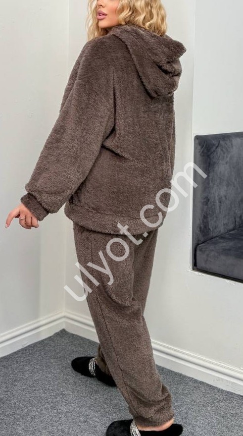 КОСТЮМ (50-56) МОККО 121