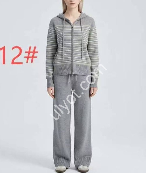 КОСТЮМ (ONE SIZE 48-52) СЕРЫЙ 1212
