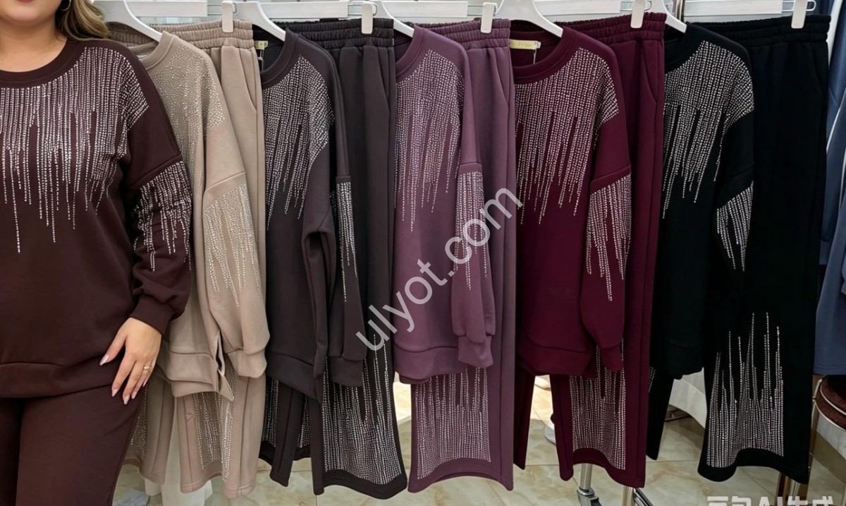 КОСТЮМ (ONE SIZE 54-58) МИКС 561