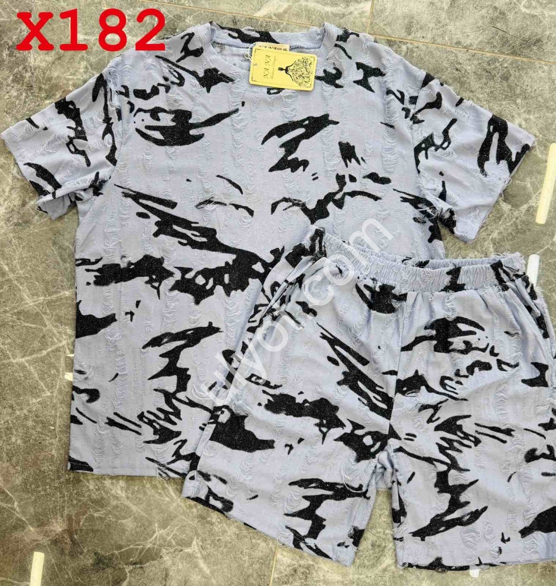 ЖЕНСКИЙ КОСТЮМ (42-48) СВ.СЕРЫЙ X182