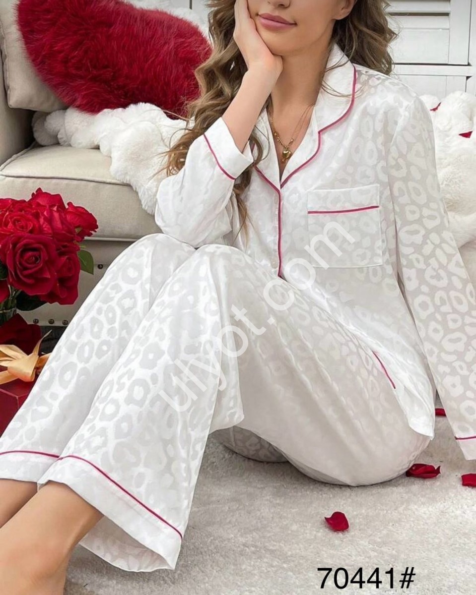 ПИЖАМА (M-3XL) БЕЛЫЙ 70441