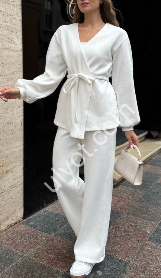 КОСТЮМ (42-52) БІЛИЙ 5167