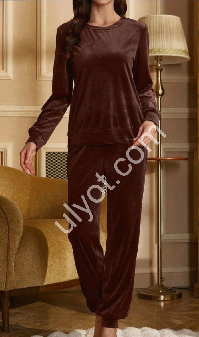 КОСТЮМ (42-52) МАНЖЕТ ШОКОЛАД 2527