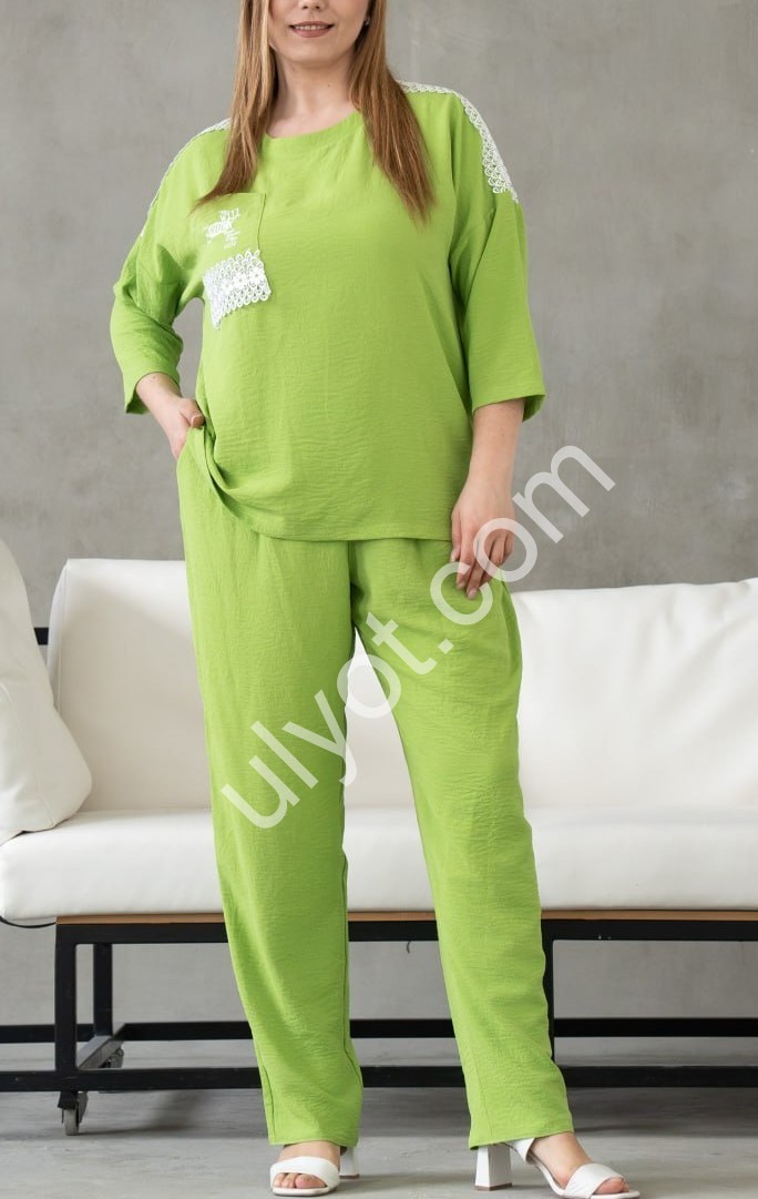 КОСТЮМ (XL-3XL) ПРЯМИЙ ЛАЙМ