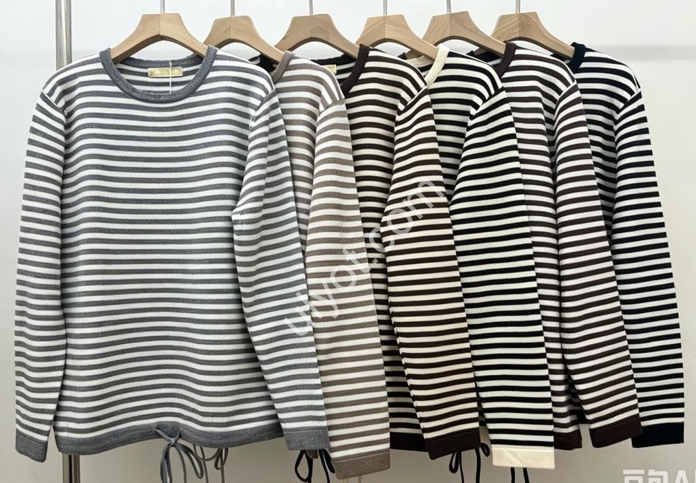 СВИТЕР (ONE SIZE 50-54) МИКС 1023