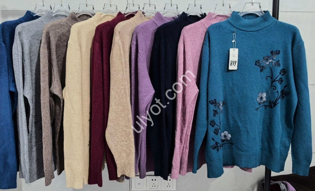 СВИТЕР (ONE SIZE 52-56) МИКС 835