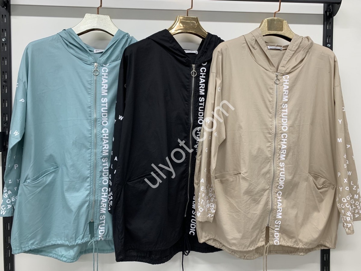 ВІТРОВКА БУКВИ (3XL-7XL) МОЛОЧНИЙ 7838