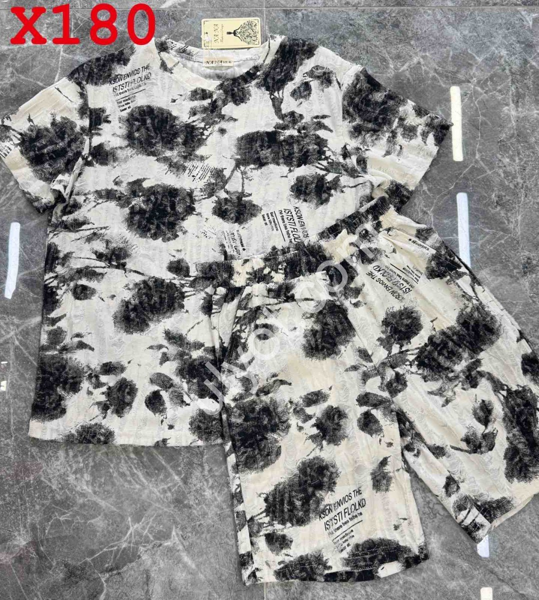 ЖЕНСКИЙ КОСТЮМ (42-48) ГР.БЕЛЫЙ X180