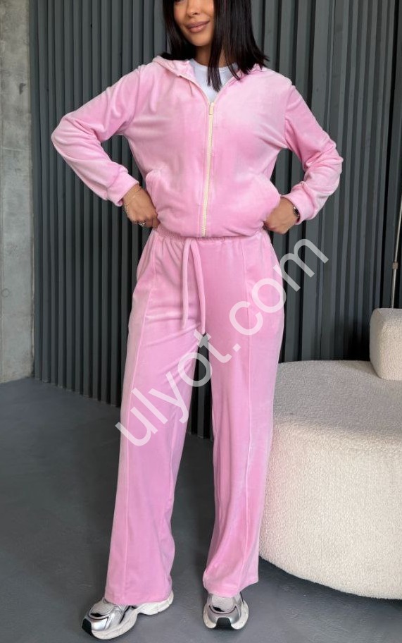 КОСТЮМ (42-52) ПРЯМОЙ РОЗОВЫЙ 820