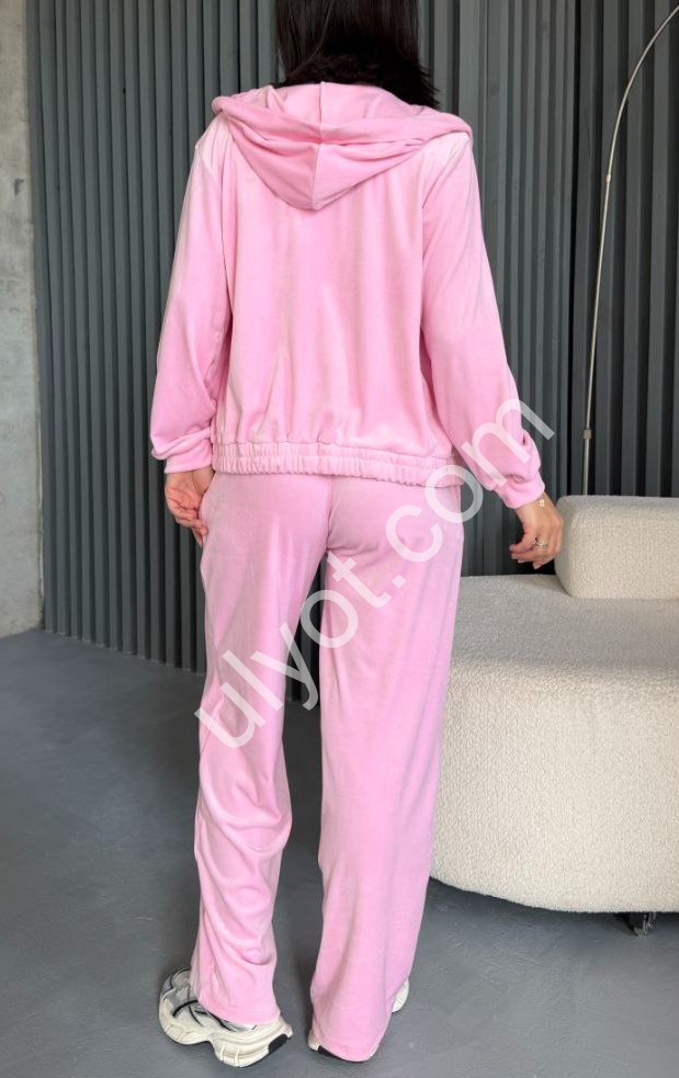 КОСТЮМ (42-52) ПРЯМОЙ РОЗОВЫЙ 820