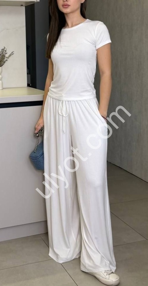 КОСТЮМ (42-48) БЕЛЫЙ 5180