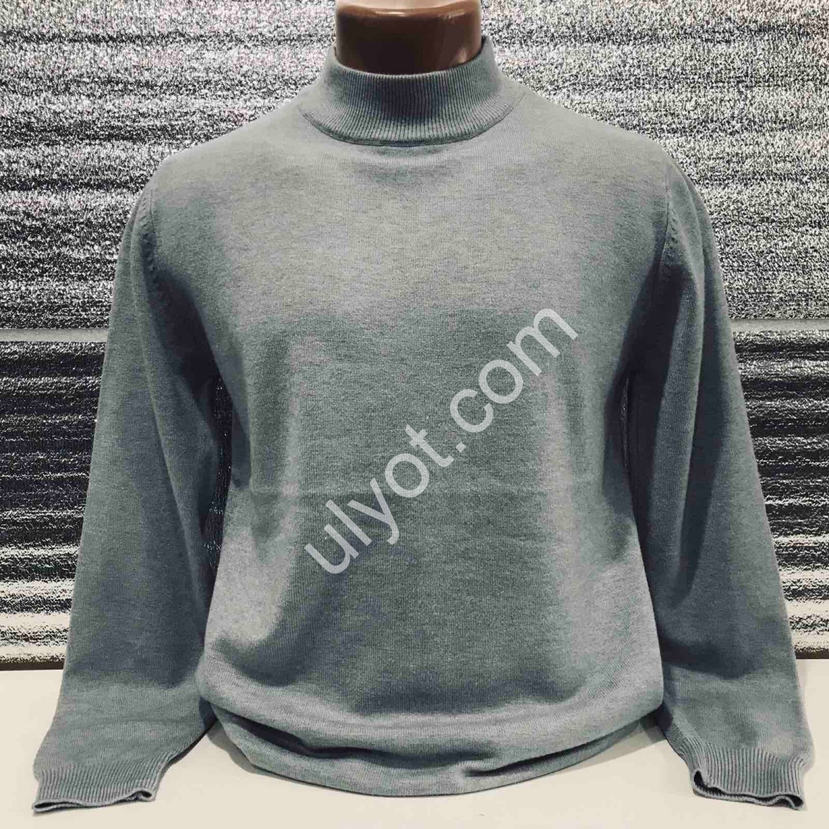 СВИТЕР M.J (M-2XL) СВ.СЕРЫЙ 820
