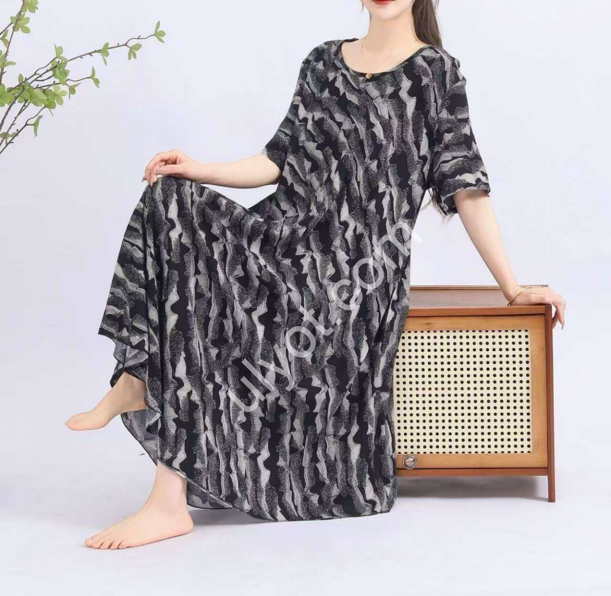 СУКНЯ (ONE SIZE 60) ЧОРН+СЕР 081