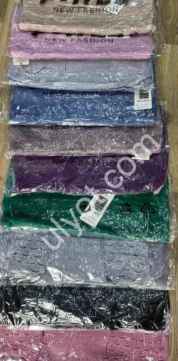 СВІТЕР (ONE SIZE 50-52) МІКС Q503