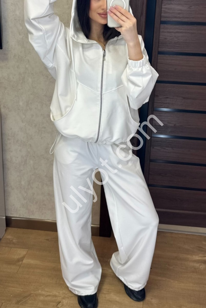 КОСТЮМ (42-52) МОЛОЧНИЙ 108