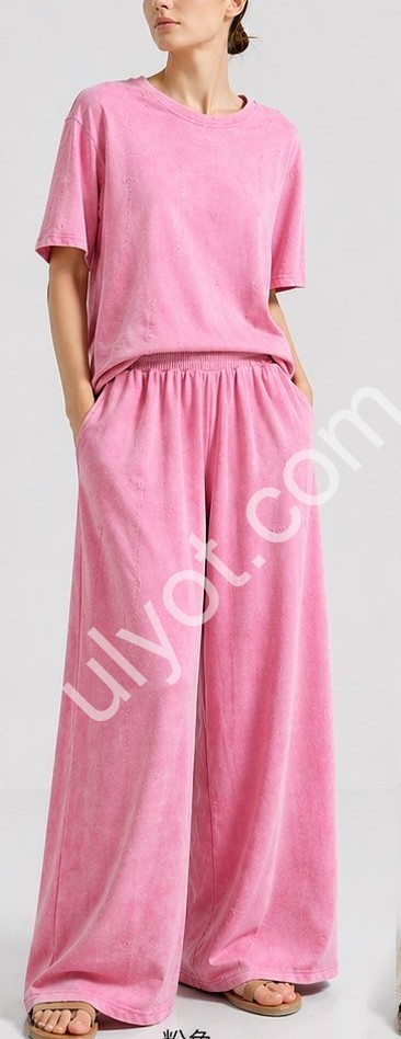 КОСТЮМ (44-50) РОЗОВЫЙ 136