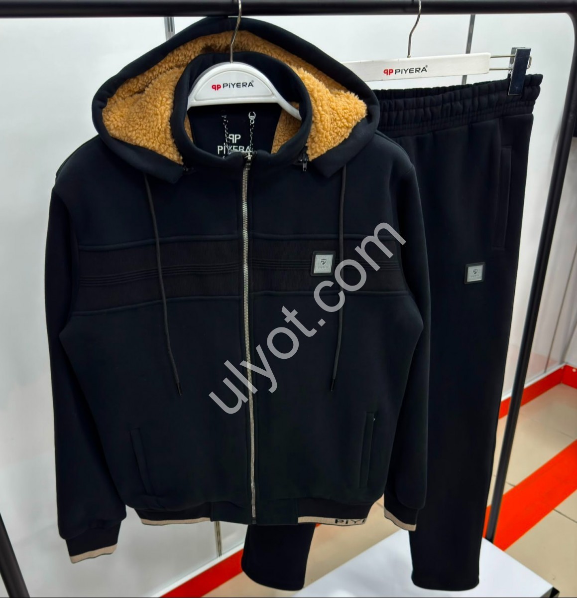 CПОРТ.КОСТЮМ ПИЕРА (M-3XL) МЕХ  ПРЯМОЙ ЧЕРНЫЙ 5239