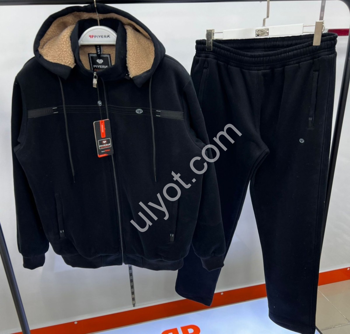 СПОРТ.КОСТЮМ PIYERA (XL-5XL) МЕХ ПРЯМОЙ ЧЕРНЫЙ 5210