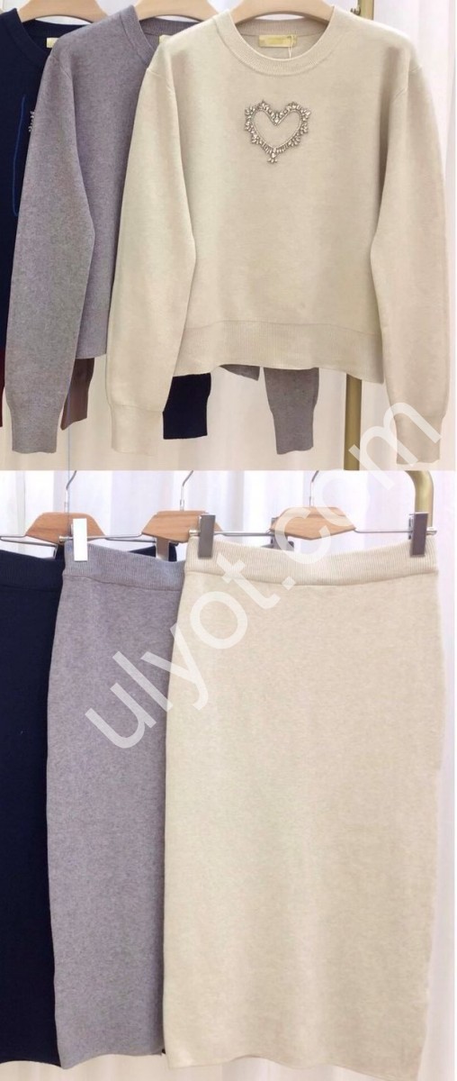 КОСТЮМ (ONE SIZE 48-52) МИКС 3080