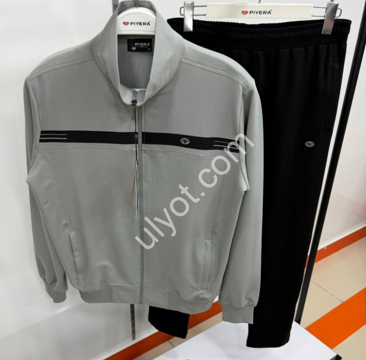 CПОРТ.КОСТЮМ ПИЕРА (M-3XL) ПРЯМОЙ СВ.СЕРЫЙ 7914