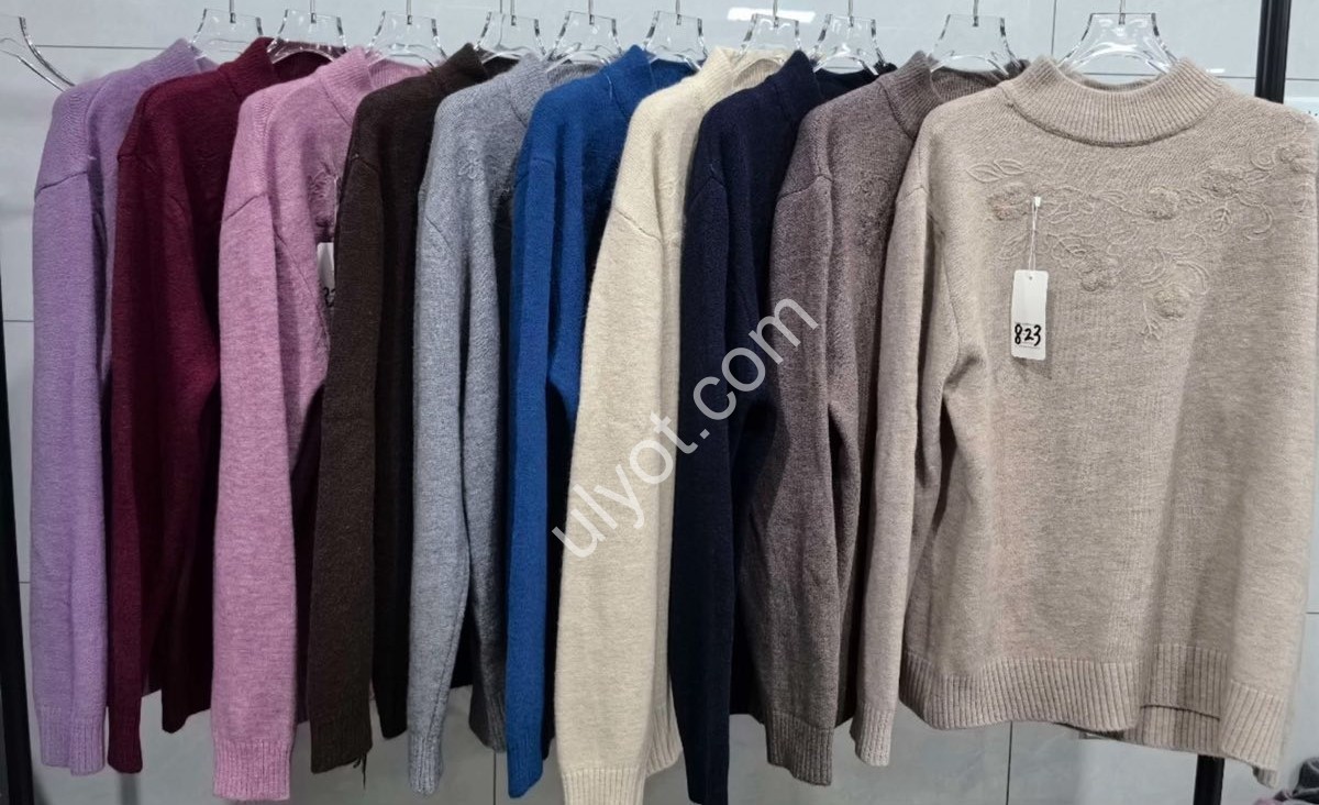 СВИТЕР (ONE SIZE 52-56) МИКС 823