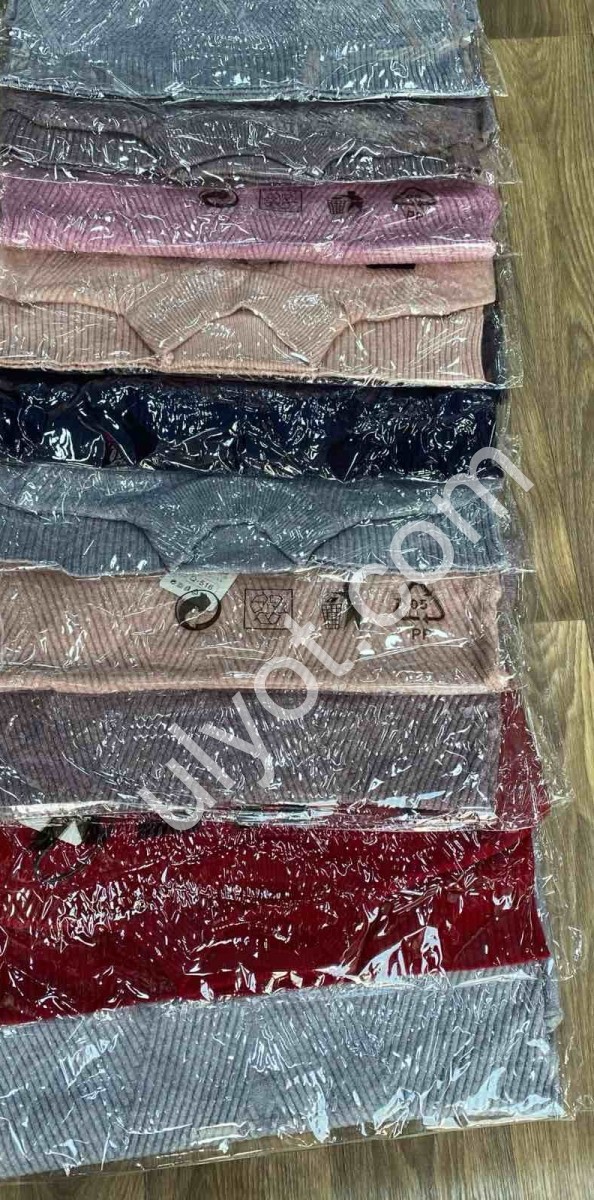 СВІТЕР (ONE SIZE 50-52) МІКС Q-516