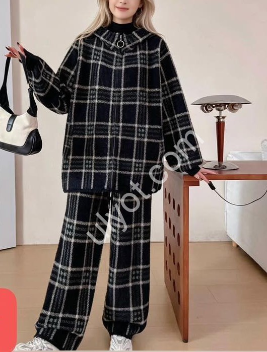 КОСТЮМ (ONE SIZE) МІКС 888