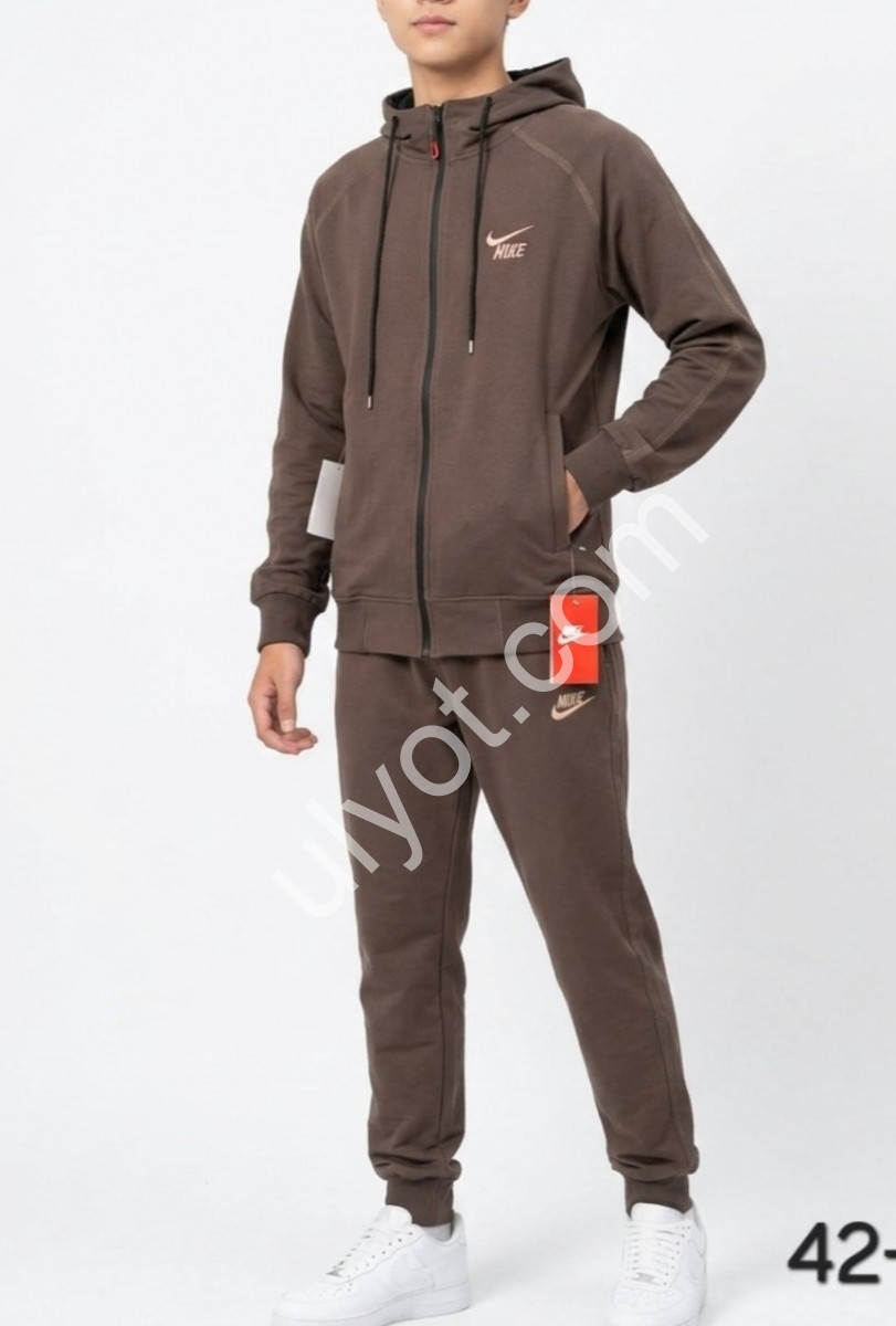 СПОРТ.КОСТЮМ N02 (42-50) МАНЖЕТ МОККО 